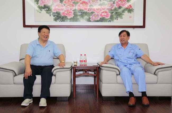 省工业经济联合会副会长郭根发一行到加拿大28开奖官网开奖网址集团调研