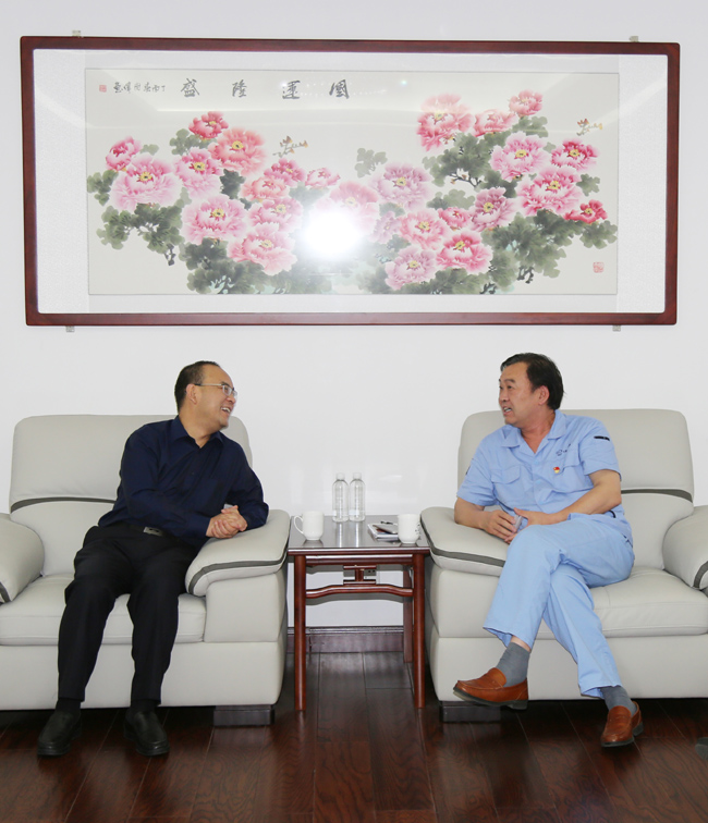 华夏银行郑州分行副行长杨央一行到加拿大28开奖官网开奖网址集团调研