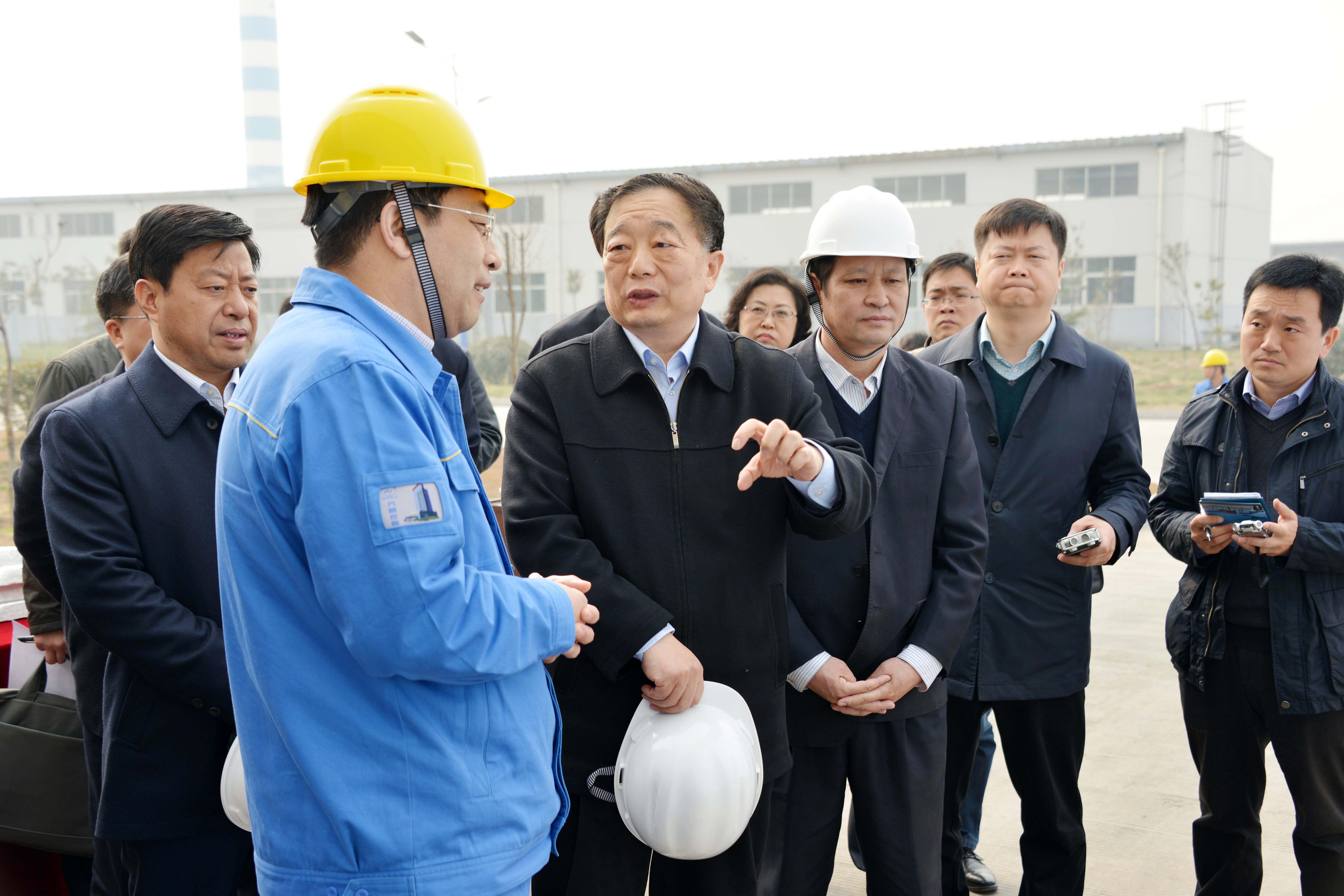 副省长、市委书记李亚到加拿大28开奖官网开奖网址集团调研