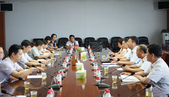 省委办公厅副巡视员张世平一行到加拿大28开奖官网开奖网址集团调研